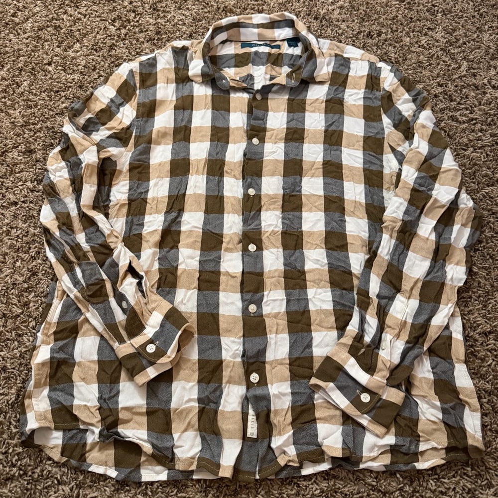 Perry Ellis Men's Plaid Shirt - Brown and White